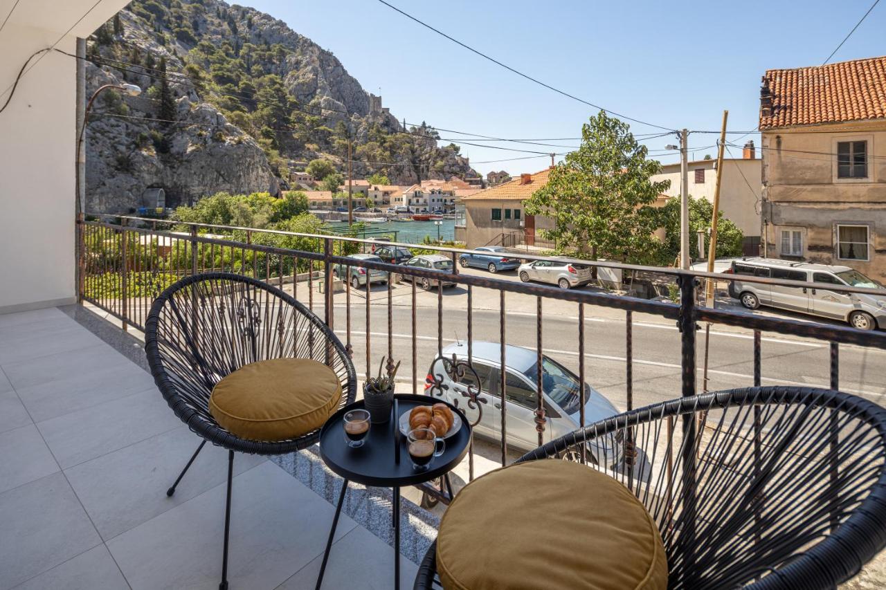 Apartment Navika Omiš Kültér fotó