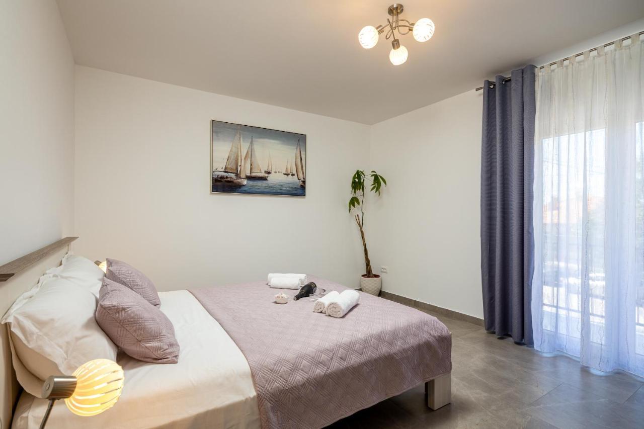 Apartment Navika Omiš Kültér fotó