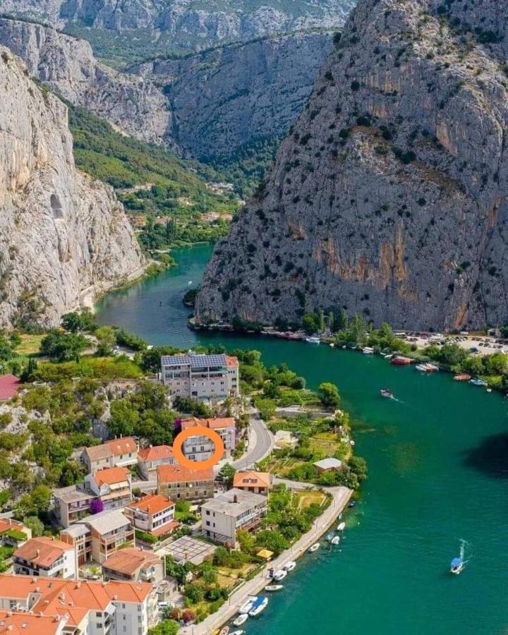 Apartment Navika Omiš Kültér fotó